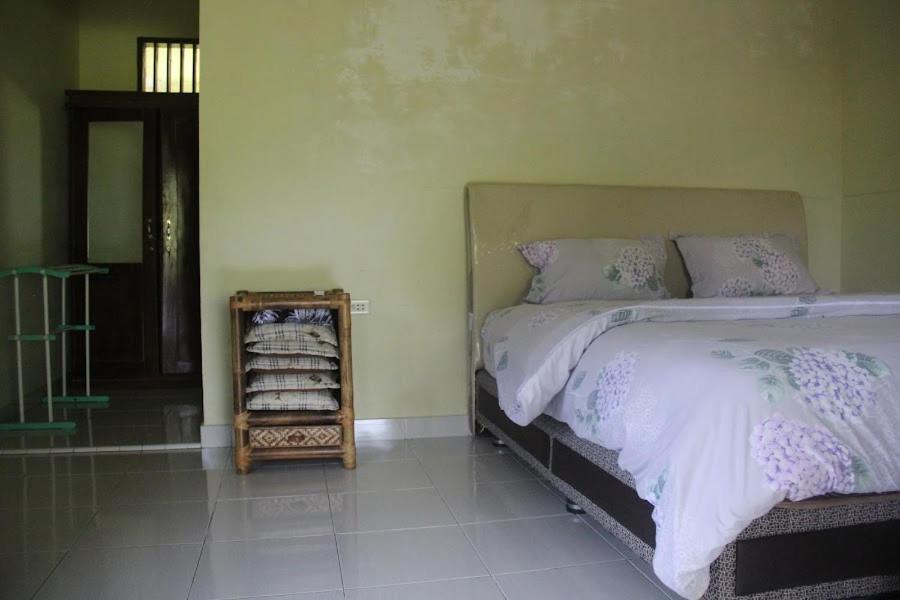 Ambow Homestay Jungle Trekking & Village Tour 부킷 라왕 외부 사진