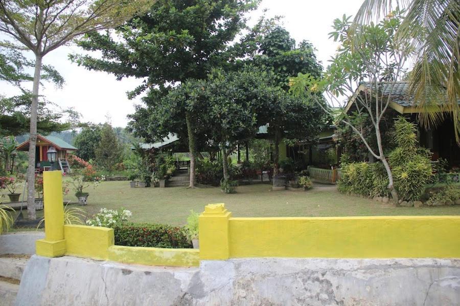 Ambow Homestay Jungle Trekking & Village Tour 부킷 라왕 외부 사진